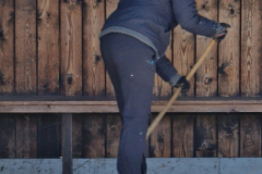 09